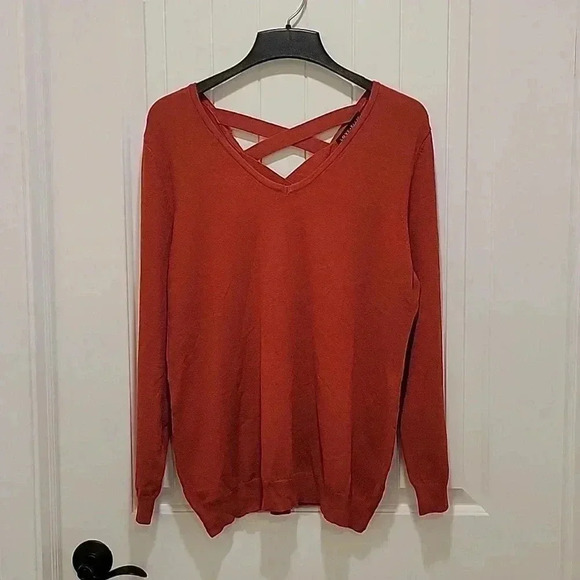 love ellie Sweaters - Love Ellie V Neck Lightweight Sweater Criss Cross V Back Burnt Orange Size XXL